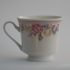 4 Kaffeetassen Jubilee China Pearl Porzellan 3855 Blumen Blüten