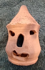 Windlicht für Teelichtkerzen Terracotta Ton Handarbeit Kelten-Motiv, gebraucht