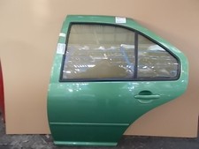 Original VW Bora Limousine Tür hinten links grün metallic