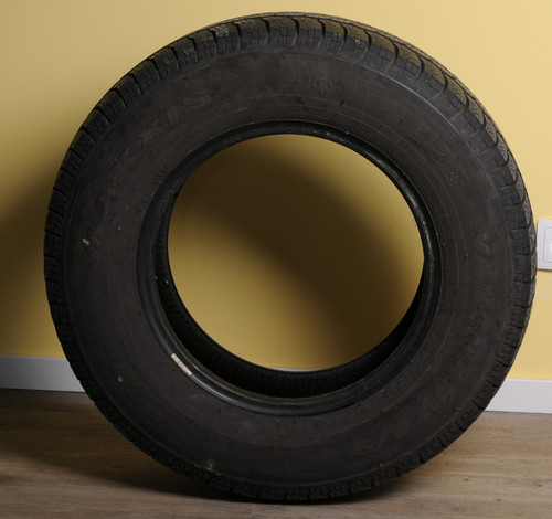 225 15c maxxis - 225, 225/70