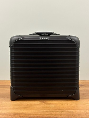 Rimowa topas stealth - rimowa,