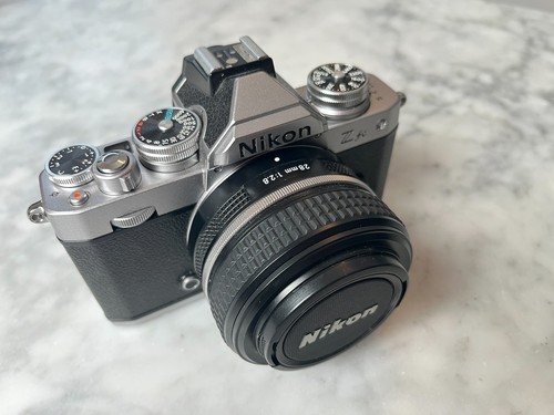 Nikon nikkor z - z,