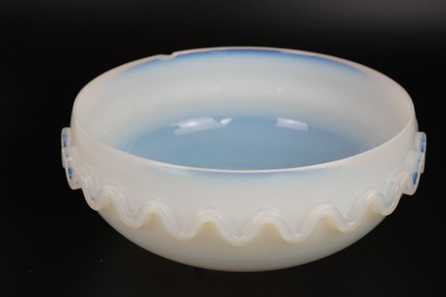 Seltene opalin glas - glas, schale
