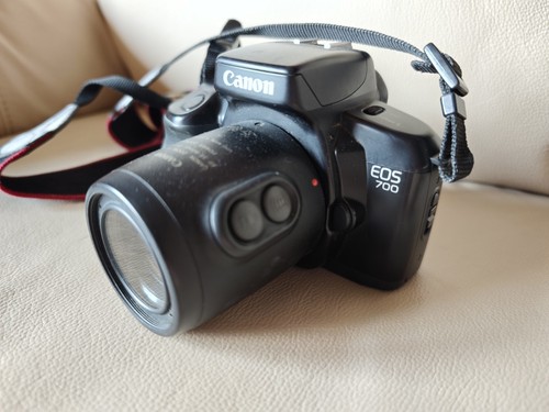 Canon eos 700 - eos,