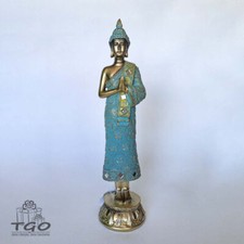 Buddha Figur stehend auf Lotus