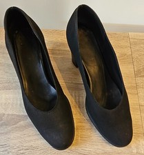 ARCHE Pumps schwarz Nubukleder Gr. 40 Blockabsatz ca. 6 cm - viel getragen