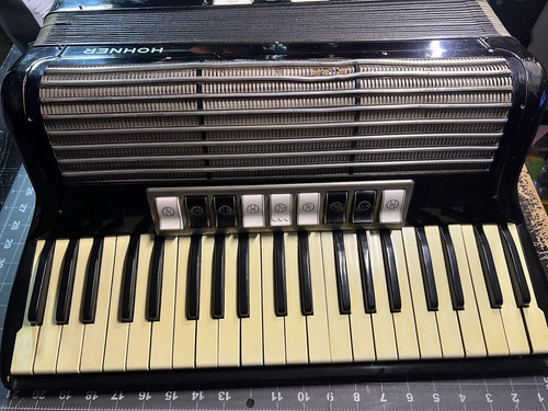 Vintage german hohner tango - vintage,
