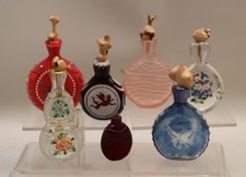 5 x Snuffbottle u.a. Böhmen Feinschliff bemalt Amor Vogel Blumendekor - S21