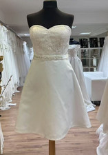 Einzelstück I HBH Brautmode kurzes Brautkleid mit Perlen bestickt  Gr.42