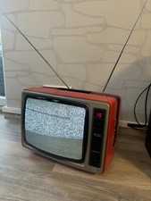 GRUNDIG FERNSEHER  SUPER COLOR  1632 (Rauscht nur) Bei Fragen Schreiben.
