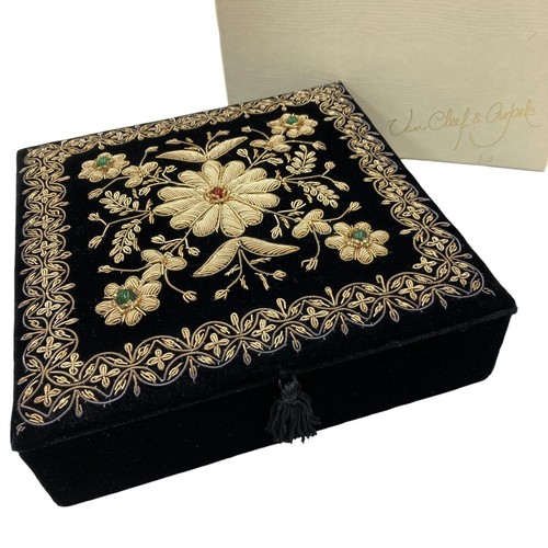 Van cleef arpels - van,