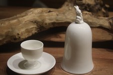 Eierbecher mit haube - eierbecher,