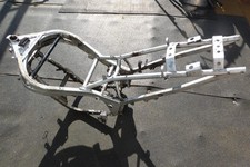 Suzuki GSX 1100 F GV72C Rahmen Frame Hauptrahmen mit Papiere