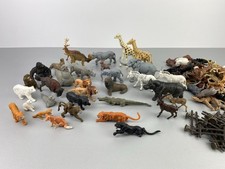 Sammlung DDR-Kunststoff-Figuren, über 100 Tiere / Zootiere v. VEB PLAHO /R. Mahr