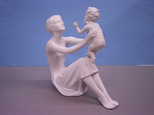 Porzellanfigur mutter und - porzellanfigur,