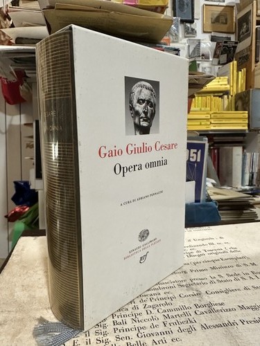 Giulio cesare opera omnia - opera,