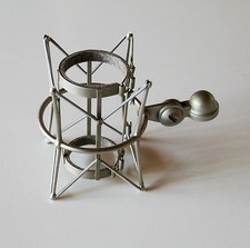 Elastic bands for Neumann