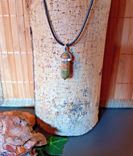 Halskette Anhänger Unakit Natur Edelstein Spitze Chakra Obelisk (187)