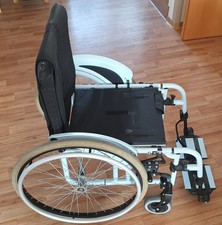 SOPUR-Easy 200, hochwertiger Aktiv-Faltrollstuhl, Hellblau, Sitzbreite 46cm, TOP