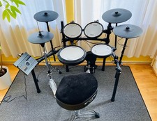 Roland E-Drum Set TD-17KVX2 – Premium-Paket mit High-End-Extras – wie neu!