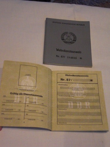 Ddr wehrdienstausweis blanko - wehrdienstausweis,