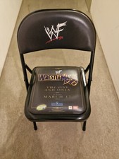 Wrestling WWF WrestleMania X8 PPV Stuhl Chair Hulk Hogan Vs. Rock 2002 WWE