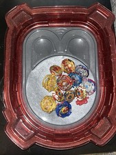 Beyblade Arena Stadion, Schwarz-Dunkelrot, 20 Takara Tomy Beyblades ￼