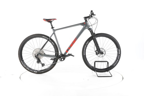 Cube reaction race - cube,