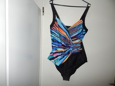 Badeanzug XL schwarz mit