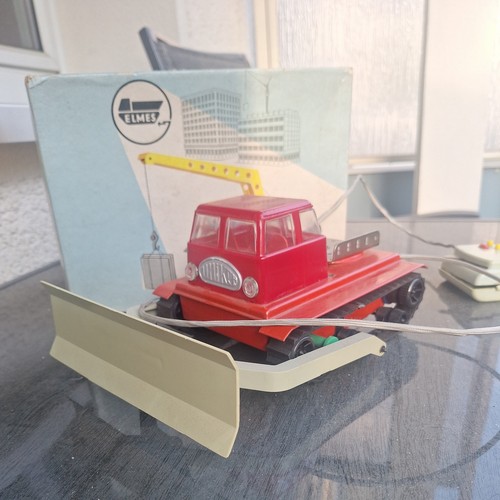 Elmes uniket raupe - uniket,