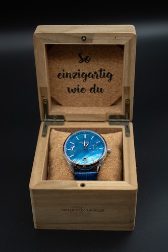 Holzkern solar watch - watch, blue