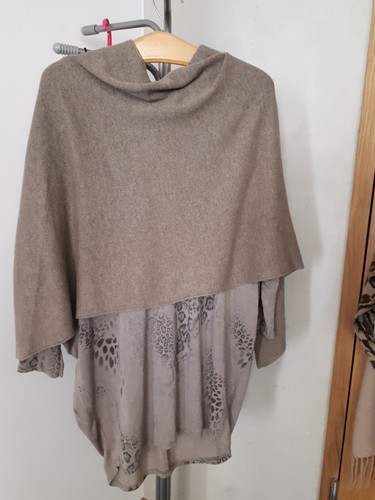 Cape 44 uni - cape,