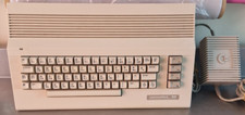 COMMODORE 64 MIT NETZTEIL