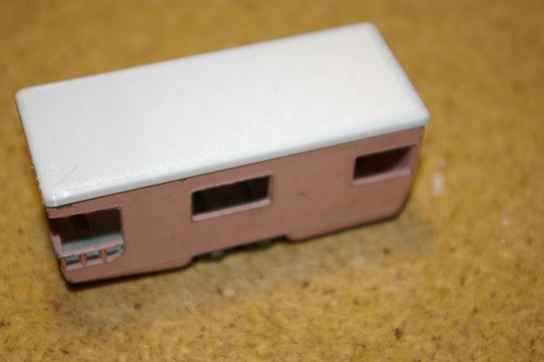 Matchbox trailer caravan - no,