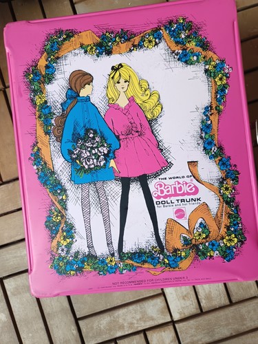 Vintage barbie doll trunk - barbie,