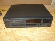 Sony CDP-M12 CD Player grau Gerät spielt cds ab diese "springen" aber