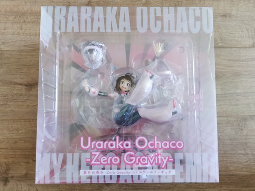 Ochaco uraraka zero gravity - uraraka,