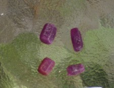 Rubin kristall mineral - ,