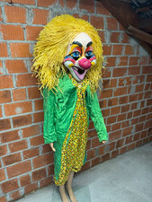 Guggenmusik Maske Häs Clique