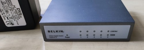 Belkin f5d5141 5 port - -, 5-port