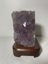 Amethystlampe-Edelstein-Kristalle