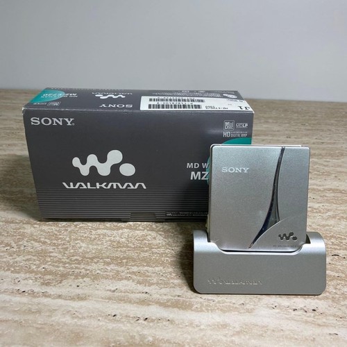 Sony e720 walkman - sony, mz-e720