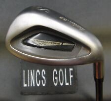 Yonex Titanium Hybrid PPS Sand Wedge Regular Graphitschaft Lamkin Grip