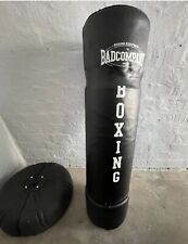 Freistehender Boxsack mit Stander Bad Company