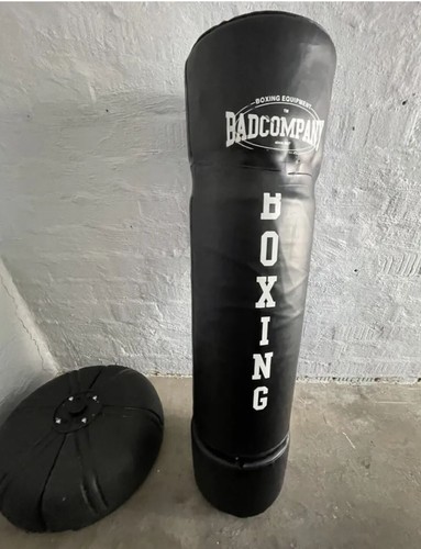 Freistehender boxsack mit - freistehender,