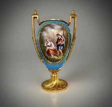 Sevres Stil Vase Ormolu