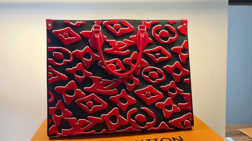 Louis vuitton urs - louis, x