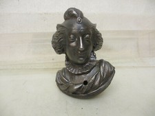 x-21123	Altes Antik Eisen Ornament " Dame " H: ca. 95mm,B:ca. 70mm