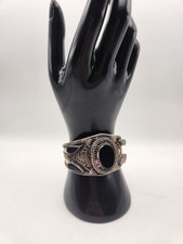 Schwarzer Onyx Edelstein