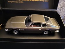 James Bond - Aston Martin V8